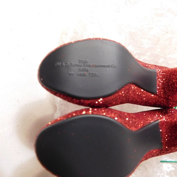 Hallmark Ornament Dorothy's Ruby Slippers Wizard of Oz 2009 Special Edition - Picture 6 of 6